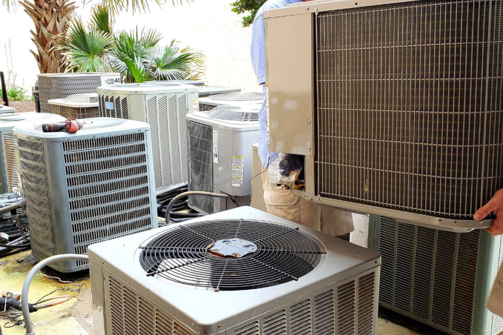 Heat Pumps vs Traditional HVAC Systems: Which One Reigns Supreme In Your Area? | DroneQuote