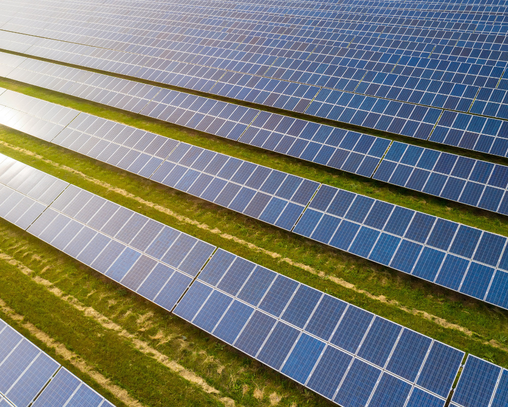 Why Community Solar is the Future of renewable Energy | DroneQuote